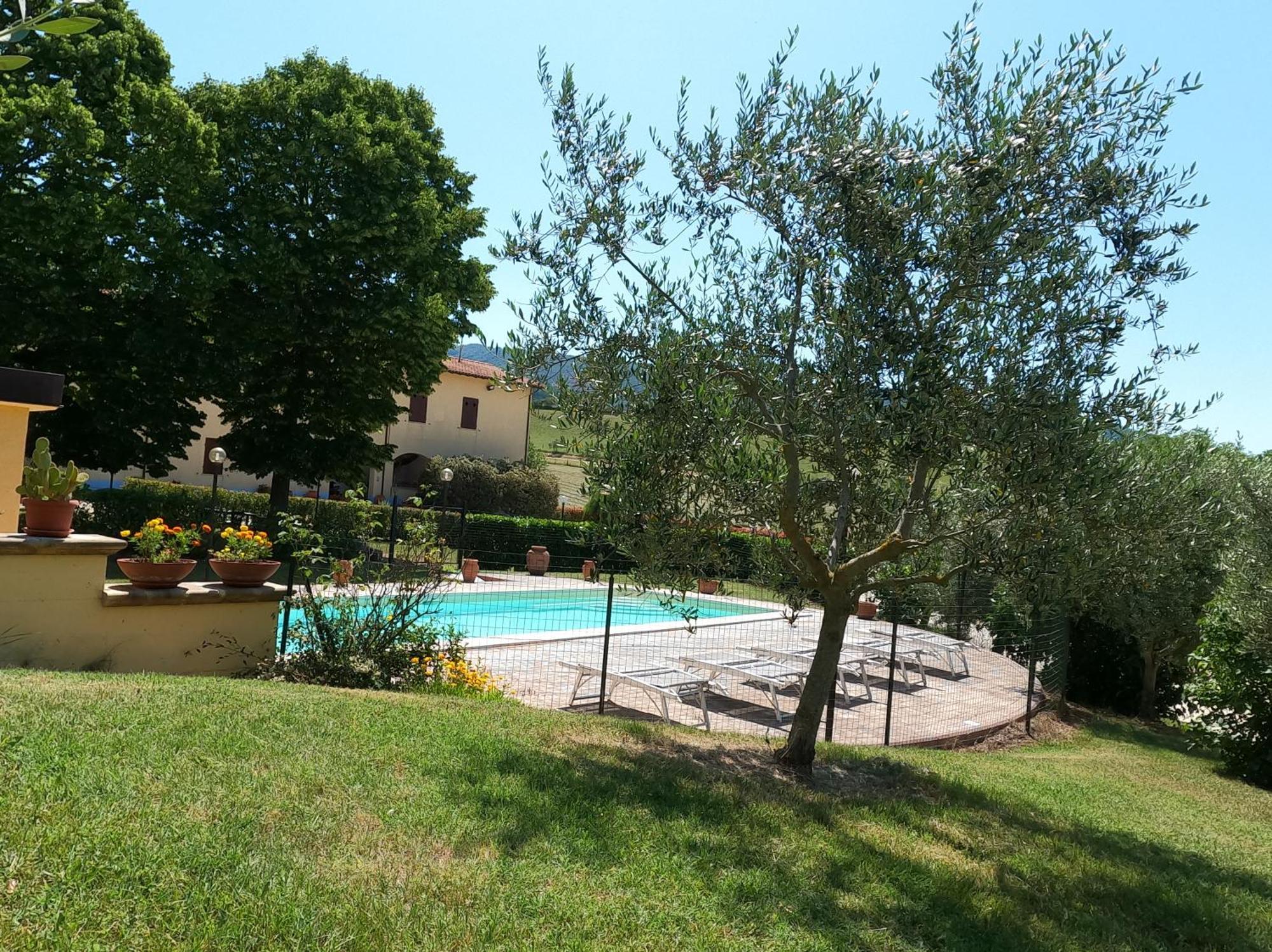 Valle Del Poggio Nocera Umbra Luaran gambar